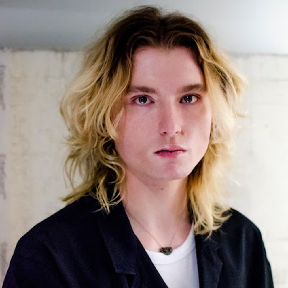 Meet your Posher, Holden